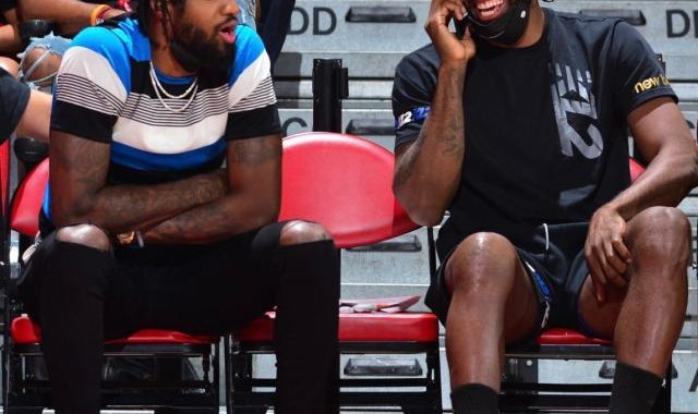 世界杯比赛安排-为何牺牲薪水在今夏签长约？小卡：想在这赛季复出