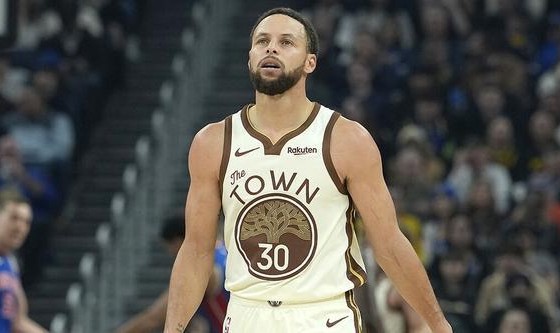 世界杯对阵表-Shams：库里将因膝伤再缺席10天 累计缺席场次达20场